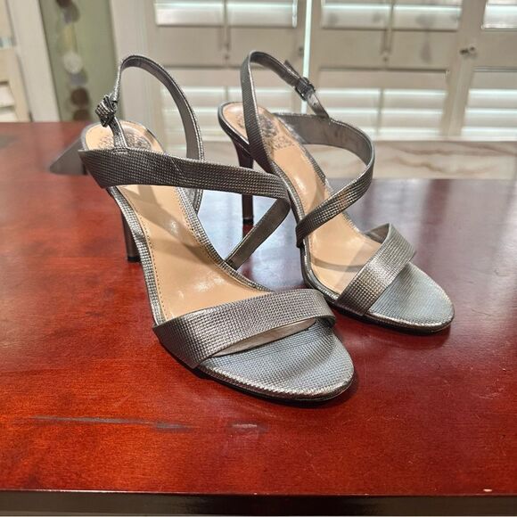 Vince Camuto Costina Embossed Metallic Leather Sandal Heels Size 8 - Picture 1 of 11